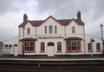 Bahnhof Llanfairpwllgwyngyllgogerychwyrndrobwllllantysiliogogogoc